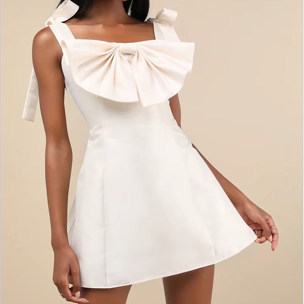 NWT Lulus Champagne Taffeta Bow Lace-Up Mini Dress (Medium)